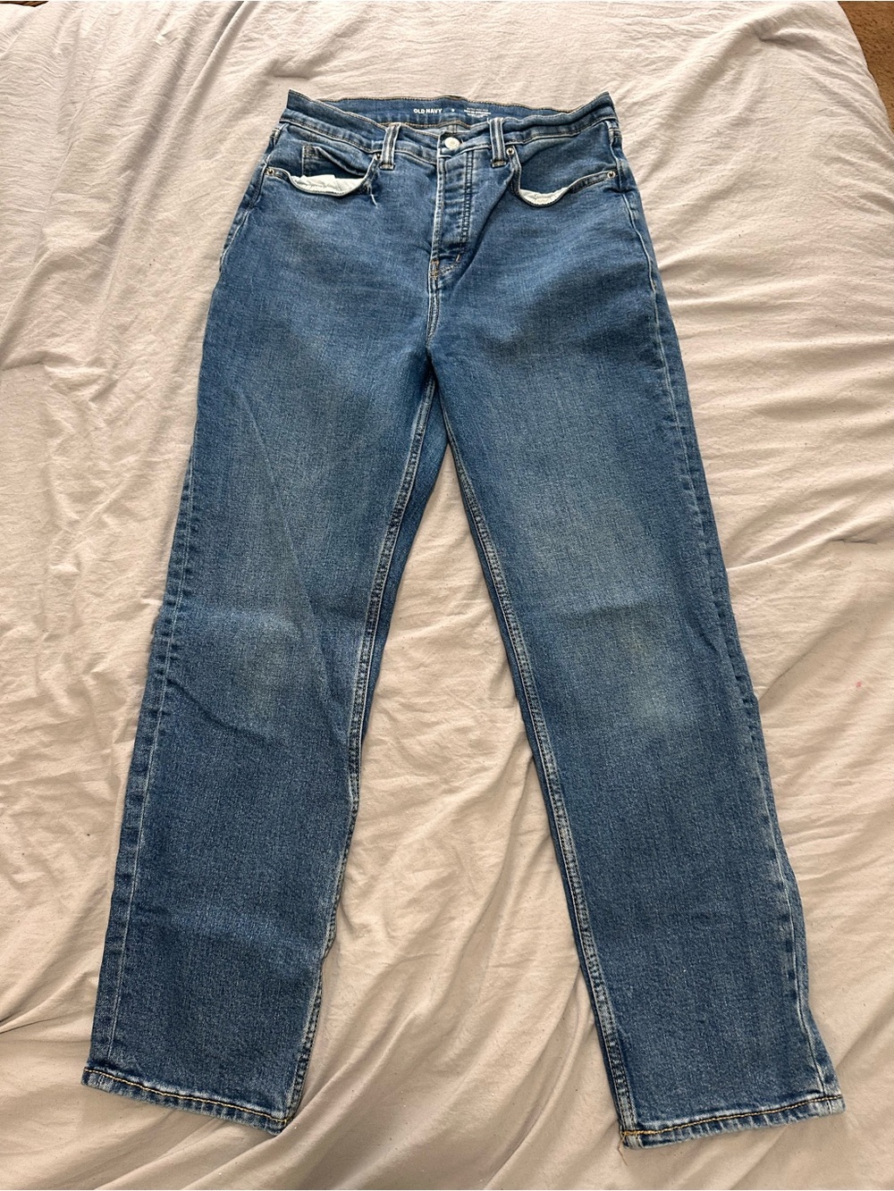 Old Navy Extra High-Rise Sky-Hi Straight Jeans in Medium Blue